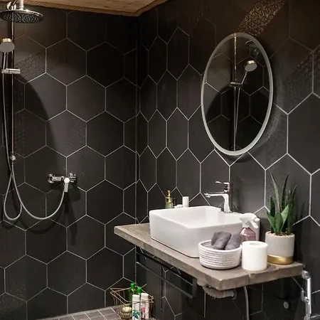 Peetri Talu Klaaskuplid Haapsalu Laehedal Rootsi