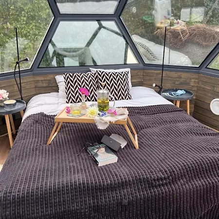 Peetri Talu Klaaskuplid Haapsalu Laehedal * Rootsi