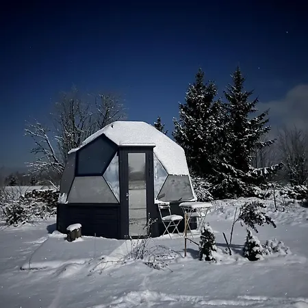 Capsule hotel Peetri Talu Klaaskuplid Haapsalu Laehedal *